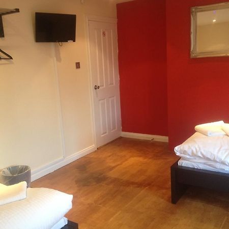 The Greyhound Cottage Chigwell Esterno foto