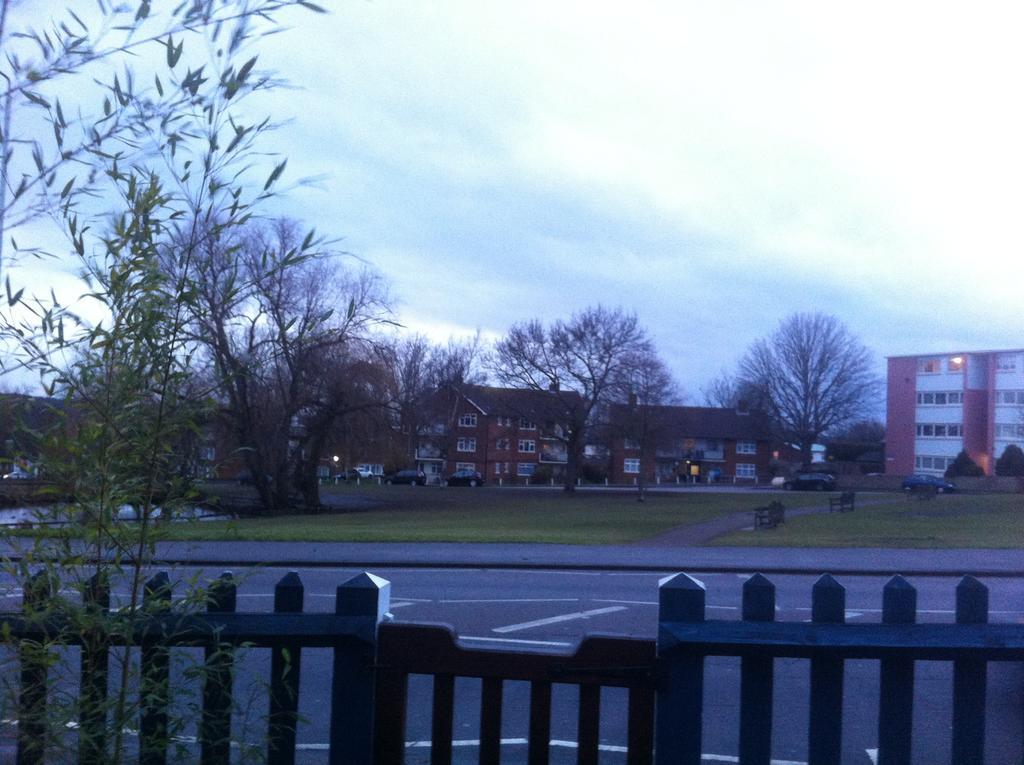 The Greyhound Cottage Chigwell Esterno foto