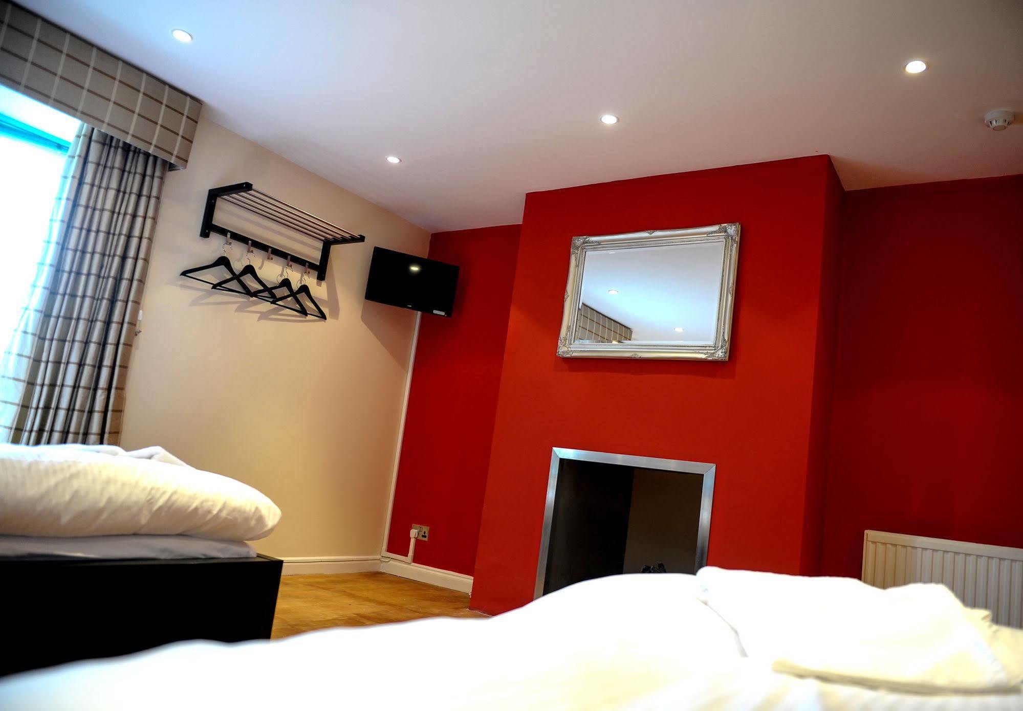 The Greyhound Cottage Chigwell Esterno foto